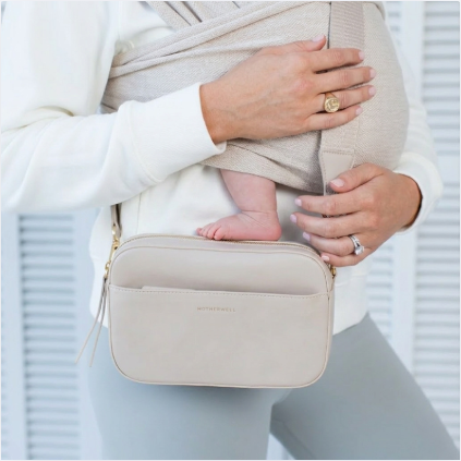 Style Meets Function: The Perfect Bag for Every Stage of Motherhood
